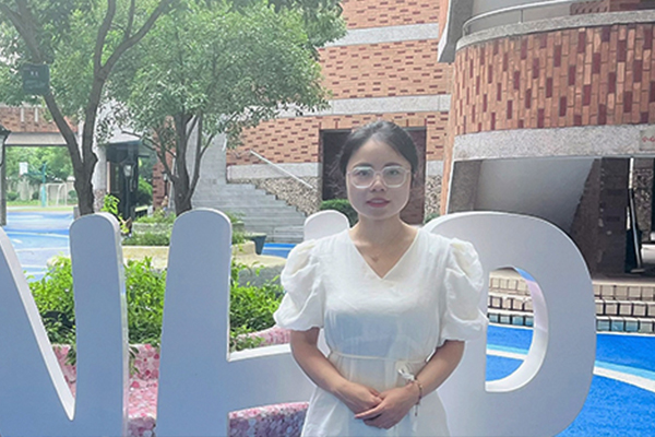 金牌班主任：王倩
